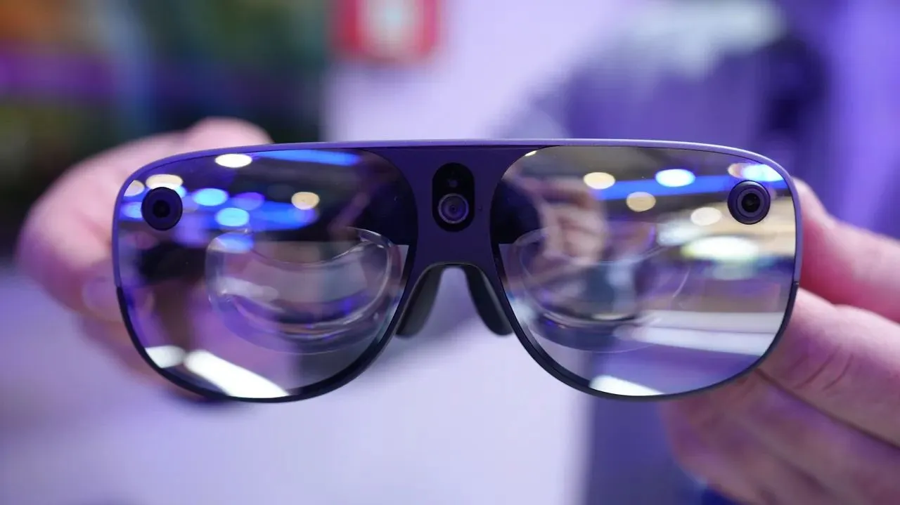 Smart Glasses Buat Belajar, Bisa Jadi Mentor Virtual